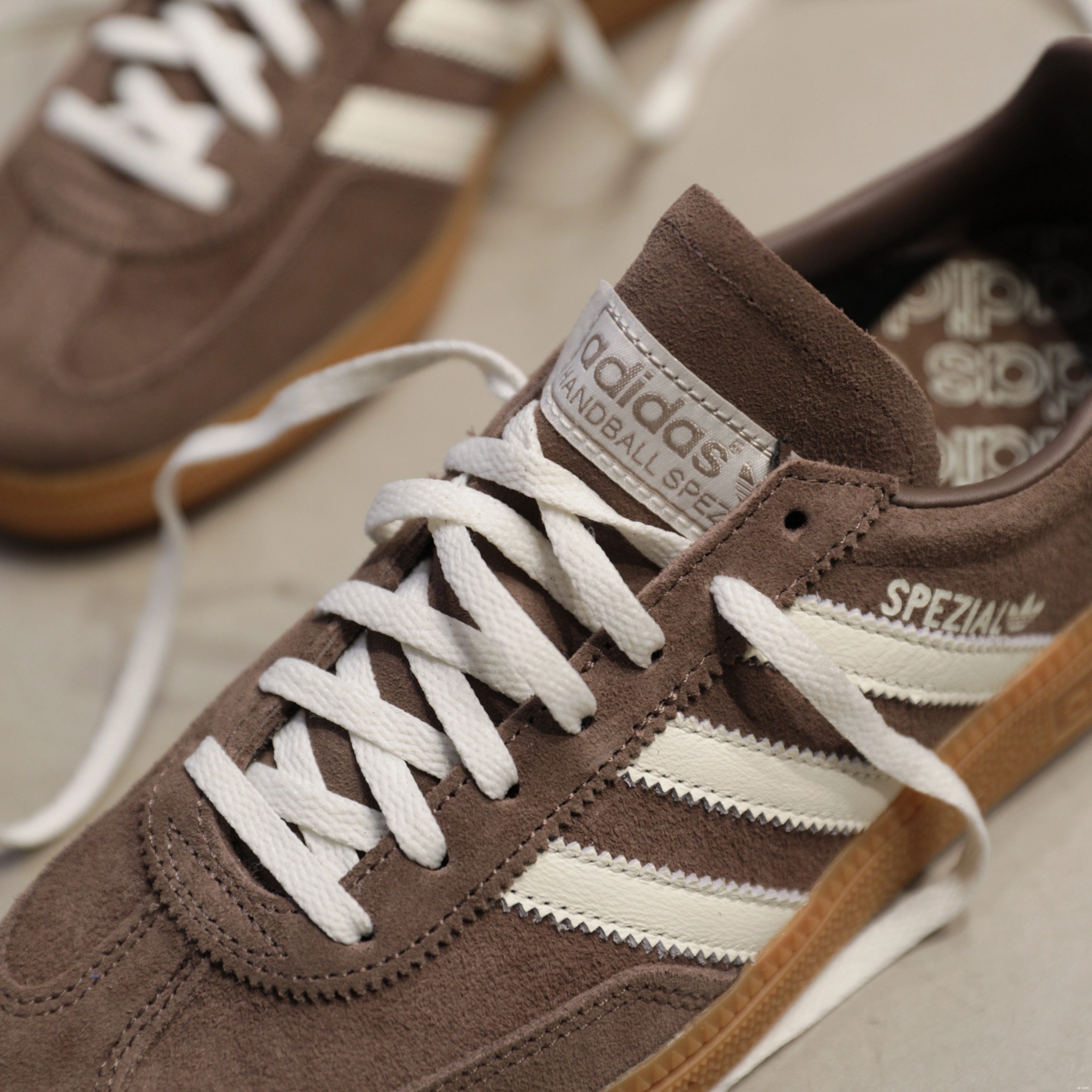 Spezial adidas W Handball Gum Strata Earth 0802